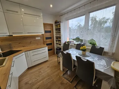 Byty na prenájom 4-izbový, Žilina · €1 100