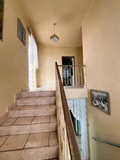 Na predaj 3-izbový dom, 323 m², Levice