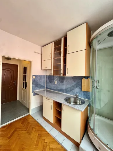 Na predaj 1-izbový byt, 15 m², Žilina, Legionárska