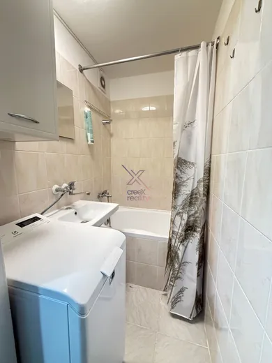 Na prenájom 1-izbový byt, 37 m², Trnava, Ulica Vladimíra Clementisa