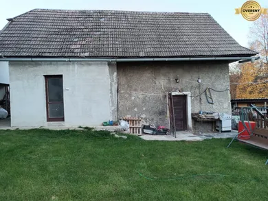 Na predaj 3-izbový dom, Nová Baňa