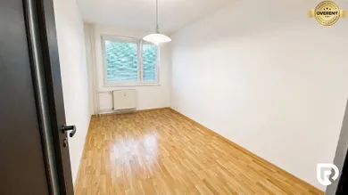 Na prenájom 2-izbový byt, 53 m², Žilina, Mateja Bela