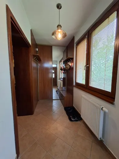Na predaj 4-izbový dom, 390 m², Nový Život