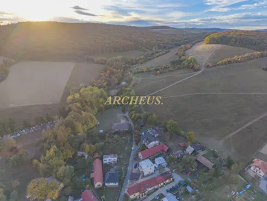 Na predaj pozemok, 488 m², Lažany