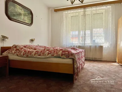 Na predaj 5-izbový dom, Láb, Hlavná ulica