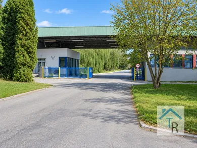 Na prenájom komerčné, 100 m², Prešov, Sekčovská