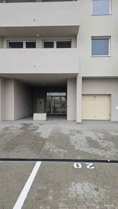 Na prenájom objekt, 12 m², Bernolákovo, Dukelská
