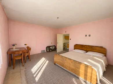Na predaj 2-izbový byt, 59 m², Nováky, Čerešňová