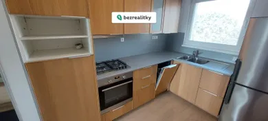 Na predaj 3-izbový byt, 67 m², Šamorín