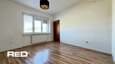 Byty na predaj 3-izbový, Žilina · €172 500