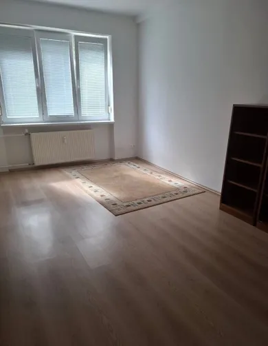 Na prenájom byt v Bratislava-Rača · €660 · Dokončené