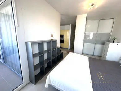 Na prenájom 2-izbový byt, 40 m², Bratislava-Podunajské Biskupice