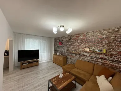 Na predaj 3-izbový byt, 76 m², Trebišov, B. Němcovej