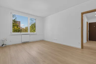 Na predaj 3-izbový byt, 70 m², Bratislava-Ružinov, Súmračná