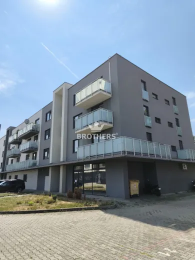 Na prenájom 2-izbový byt, 58 m², Pezinok, Šancová