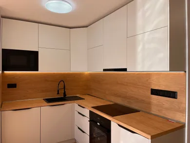 Mieszkania na sprzedaż, 4-pokojowe, Košice-Juh · €255 000