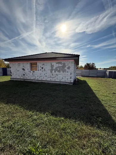 Na predaj dom, 50 m², Komárno, Hlavná ul.