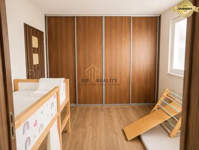 Na prenájom 2-izbový byt, 50 m², Zvolen