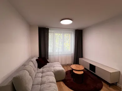 Na prenájom 3-izbový byt, 64 m², Košice-Sever, Hlinkova