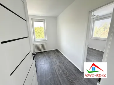 Na predaj 3-izbový byt, 47 m², Bratislava-Dúbravka, Bullova
