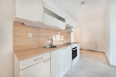 Na predaj 2-izbový byt, 51 m², Bánovce nad Bebravou