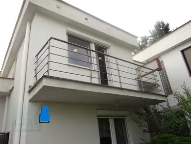 Na predaj dom v Senec · €169 000 · Čiastočná rekonštrukcia