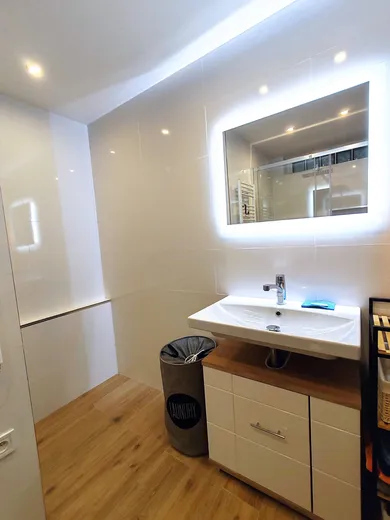 Na prenájom 3-izbový byt, 65 m², Košice-Západ, Trieda SNP