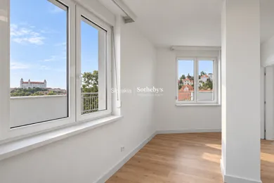 Na prenájom 3-izbový byt, 113 m², Bratislava-Staré Mesto, Šulekova