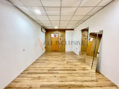 Na prenájom komerčné, 20 m², Topoľčany, Krušovská