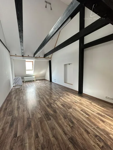 Na prenájom objekt, 180 m², Bratislava-Staré Mesto, -