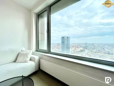 Na predaj 2-izbový byt, 49 m², Bratislava-Staré Mesto, Továrenská