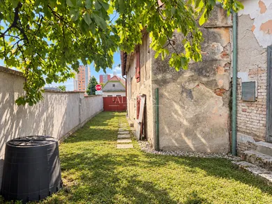 Działki na sprzedaż, Bratislava-Rača · €550 000