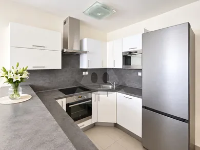 Квартиры на продажу, 3-комнатные, Martin · €165 000