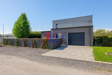 Houses for sale, 4-room in Hviezdoslavov · €375,000