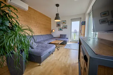 Na predaj 2-izbový byt, 66 m², Bratislava-Nové Mesto, Tupého