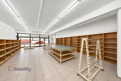 Na predaj objekt, 335 m², Dunajská Streda