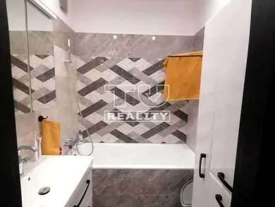 Na predaj 2-izbový byt, 55 m², Košice-Sídlisko KVP