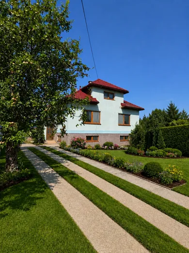 Houses for sale, 4-room in Liptovský Mikuláš · €160,000