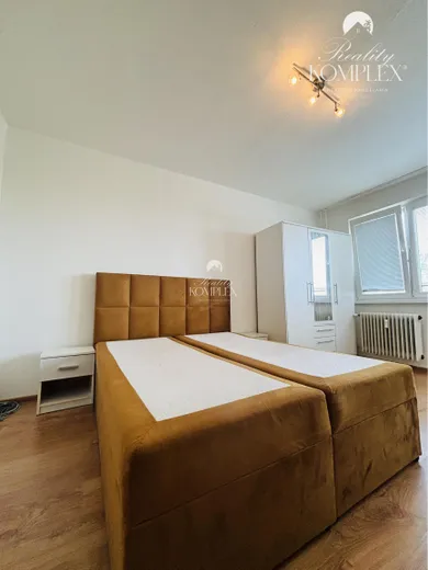 Mieszkania na wynajem, 2-pokojowe, Komárno · €520
