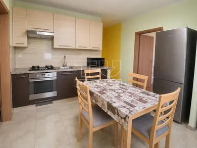 Mieszkania na sprzedaż, 3-pokojowe, Piešťany · €192 000