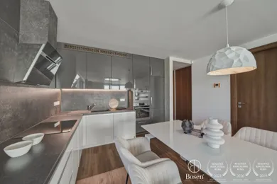 Na prenájom 2-izbový byt, 97 m², Bratislava-Staré Mesto