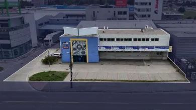 Комерційні приміщення в оренду, Bratislava-Nové Mesto · €7 200