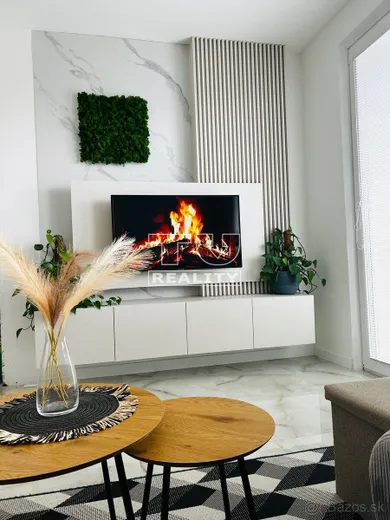 Квартиры на продажу, 3-комнатные, Košice-Sever · €275 099