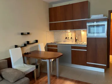 Mieszkania na sprzedaż, 1-pokojowe, Nitra · €122 000