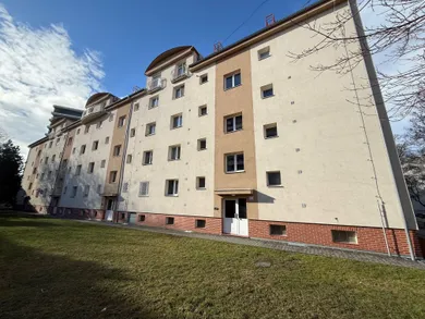 Byty na predaj 3-izbový, Bratislava-Ružinov · €375 000
