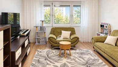 Na predaj 3-izbový byt, 72 m², Bratislava-Petržalka