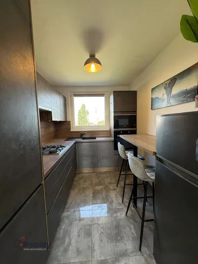 Na prenájom 3-izbový byt, 67 m², Dunajská Streda