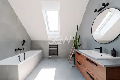 Na predaj 7-izbový dom, 272 m², Horné Otrokovce