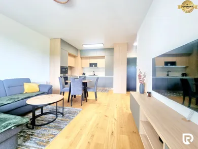 Mieszkania na wynajem, 2-pokojowe, Bratislava-Dúbravka · €753