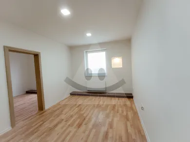 Na prenájom byt v Komárno · €420 · Dokončené